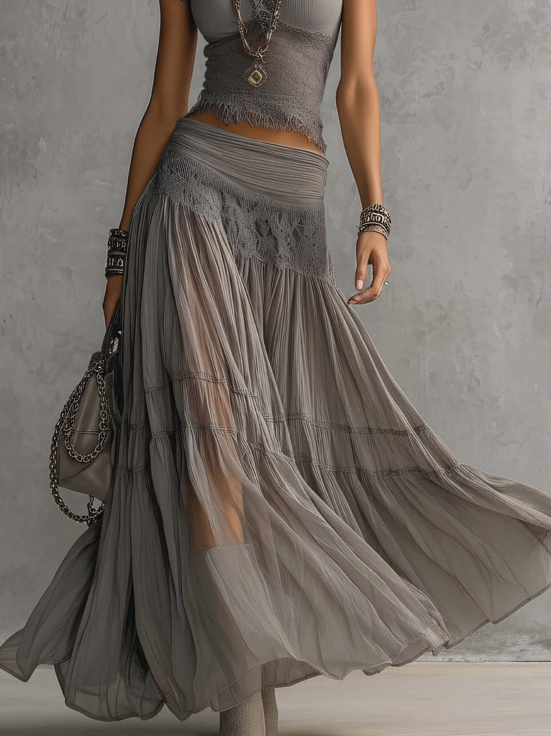 Geneva · Set Consisting of a Top with Black Lace Panels and a Maxi Pleated Skirt