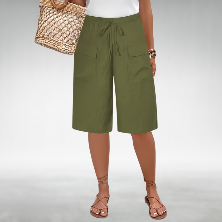 Carmen™ | Capri Trousers with a Relaxed Fit