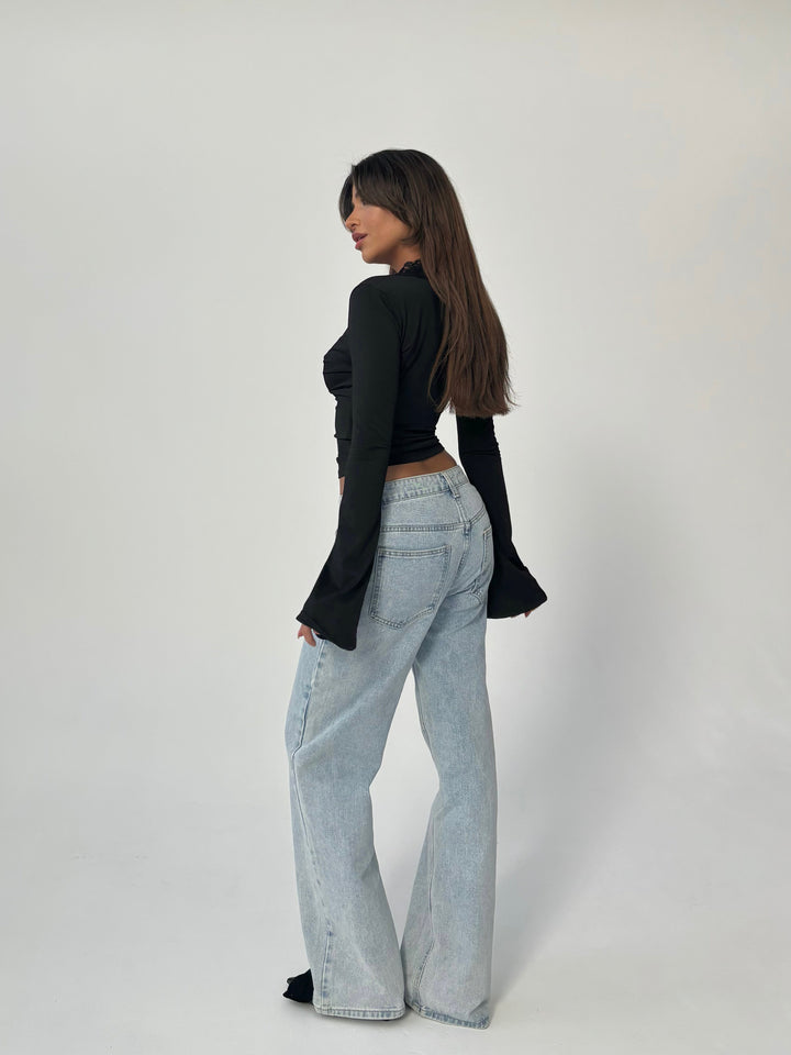 LUNA |  Kiss Top
