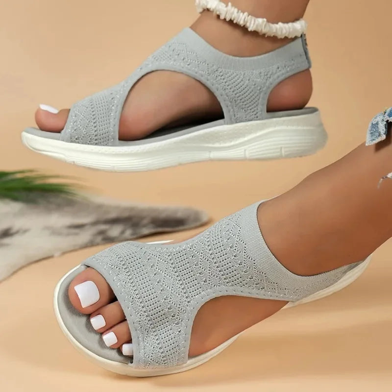 Sara | Sandals with a design