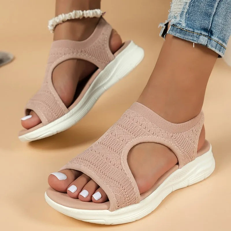 Sara | Sandals with a design