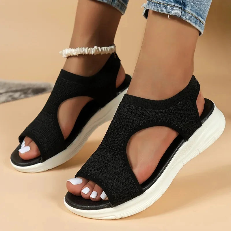 Sara | Sandals with a design