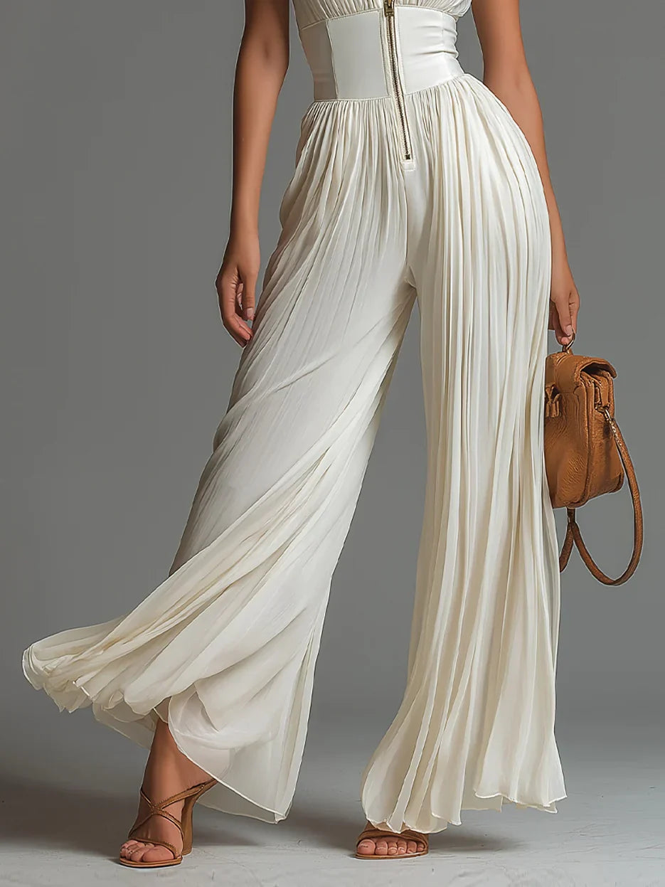 Vittoria · Black Jumpsuit with V-Neck, Sleeveless Design, Zip, Pleated Waist and Wide-Leg Trousers