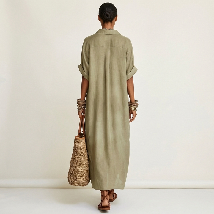 Kamira | Maxikleid mit Kontrastkragen und Knopfleiste in Kurzarm