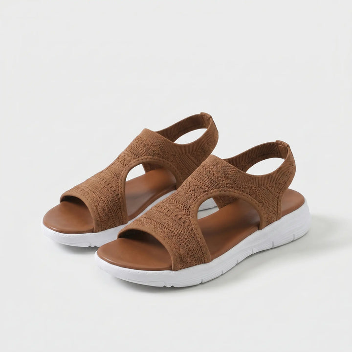 Sara | Sandals with a design