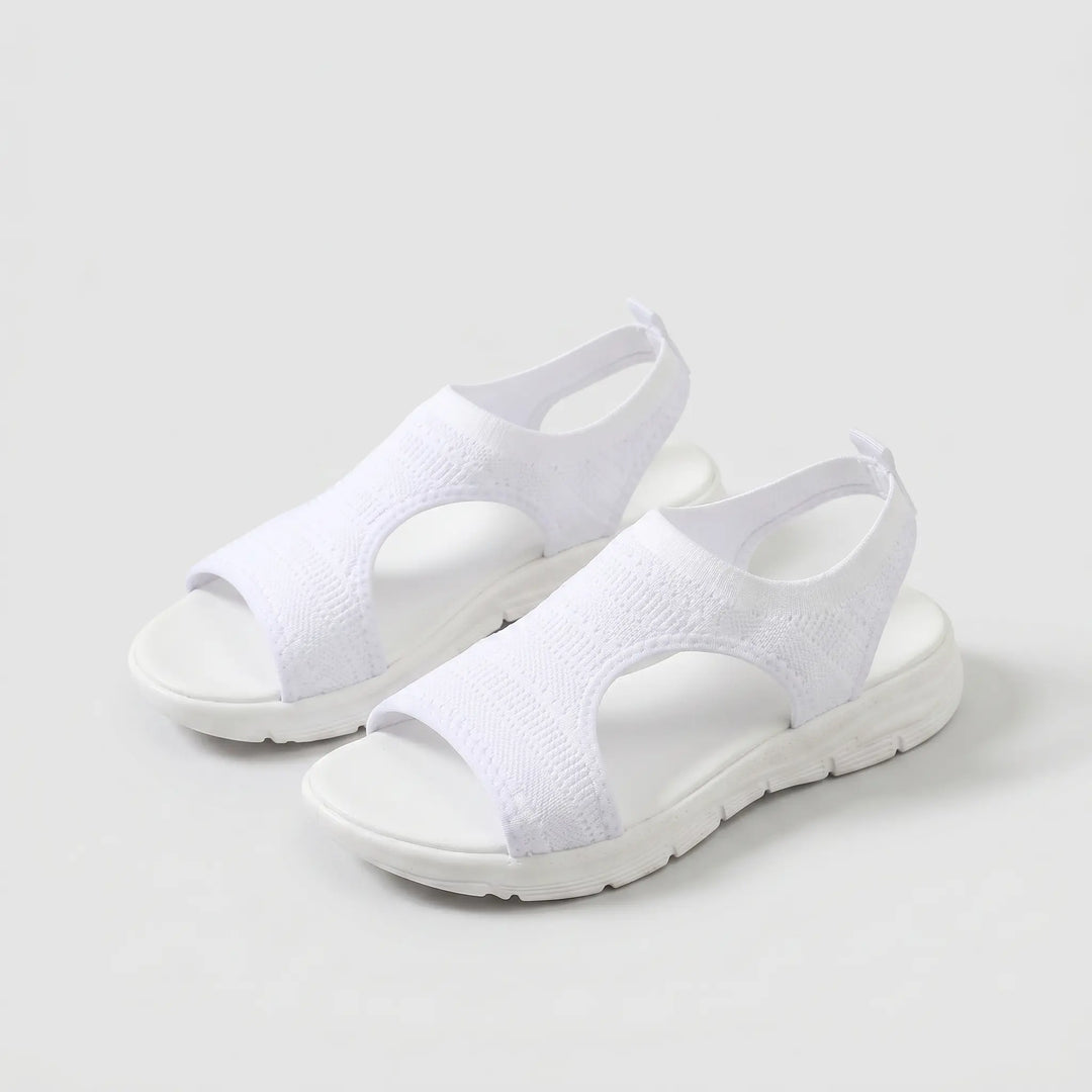 Sara | Sandals with a design