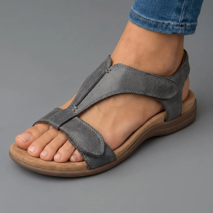 Eva | Sandals